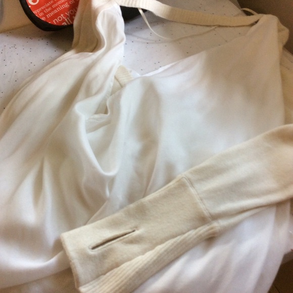 Lululemon Unity Drape Back Sweater - Picture 4 of 8